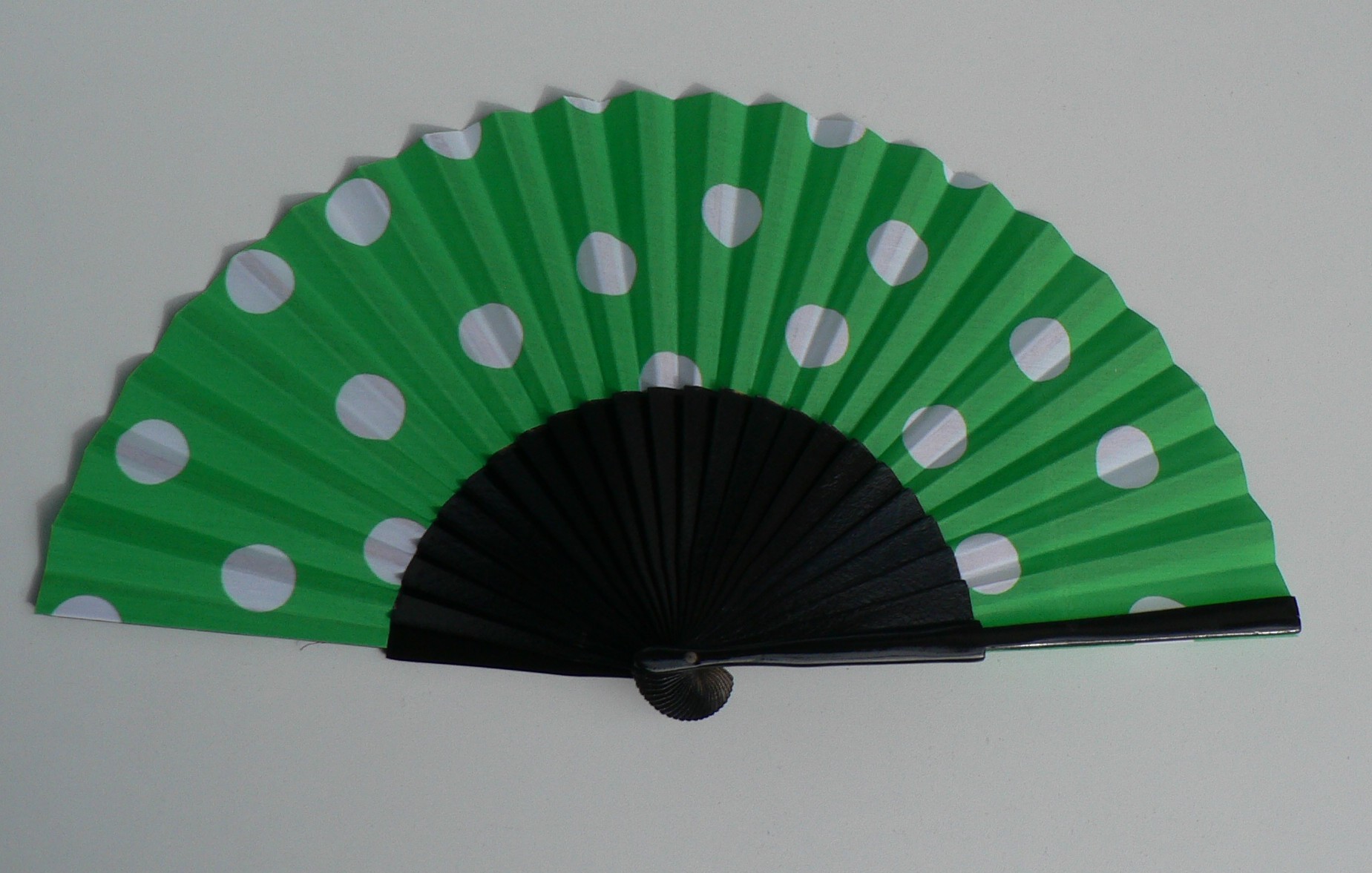 foto d�ev�n� v�j�� s velk�mi punt�ky - zelen�